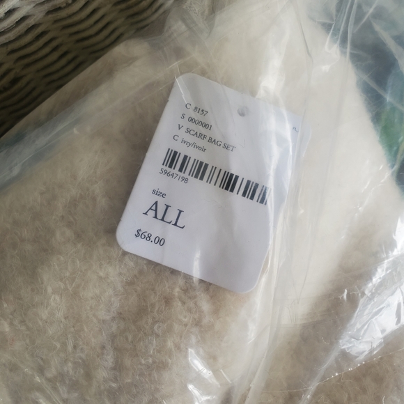 Free People 🌈 Carry on Scarf + bag set Rainbow - Picture 10 of 11